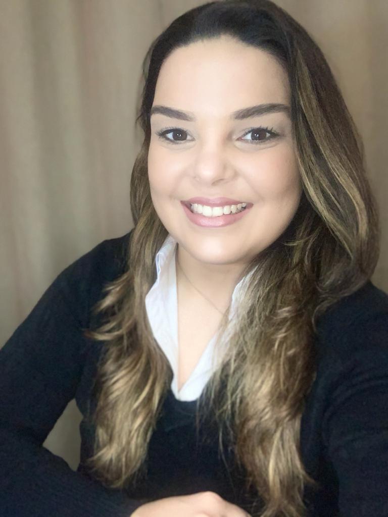 Renata Cássia Campos Renata Cássia Campos